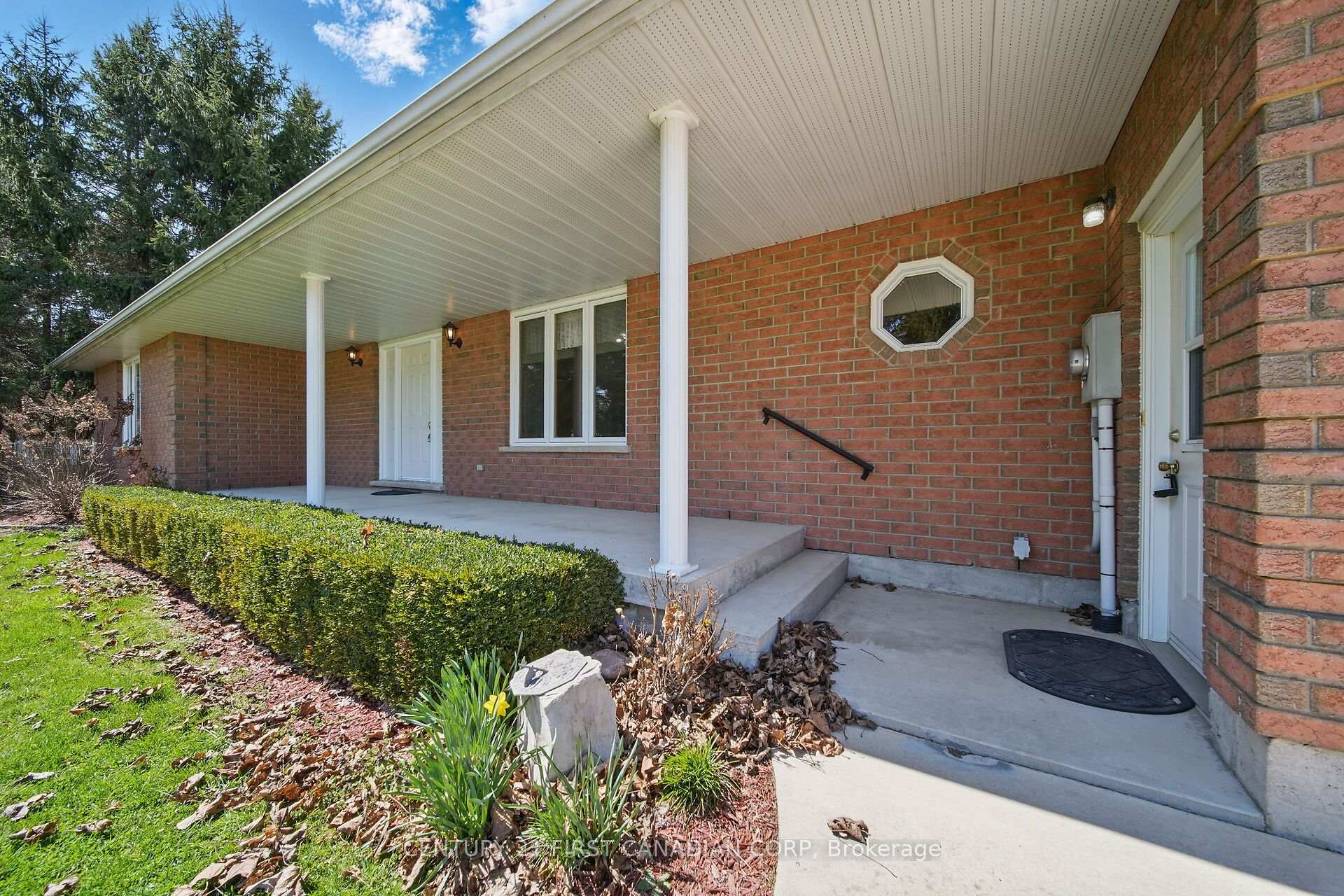 Photo 4 of 29522 Talbot Line, Dutton/Dunwich, Wallacetown — HOMEH