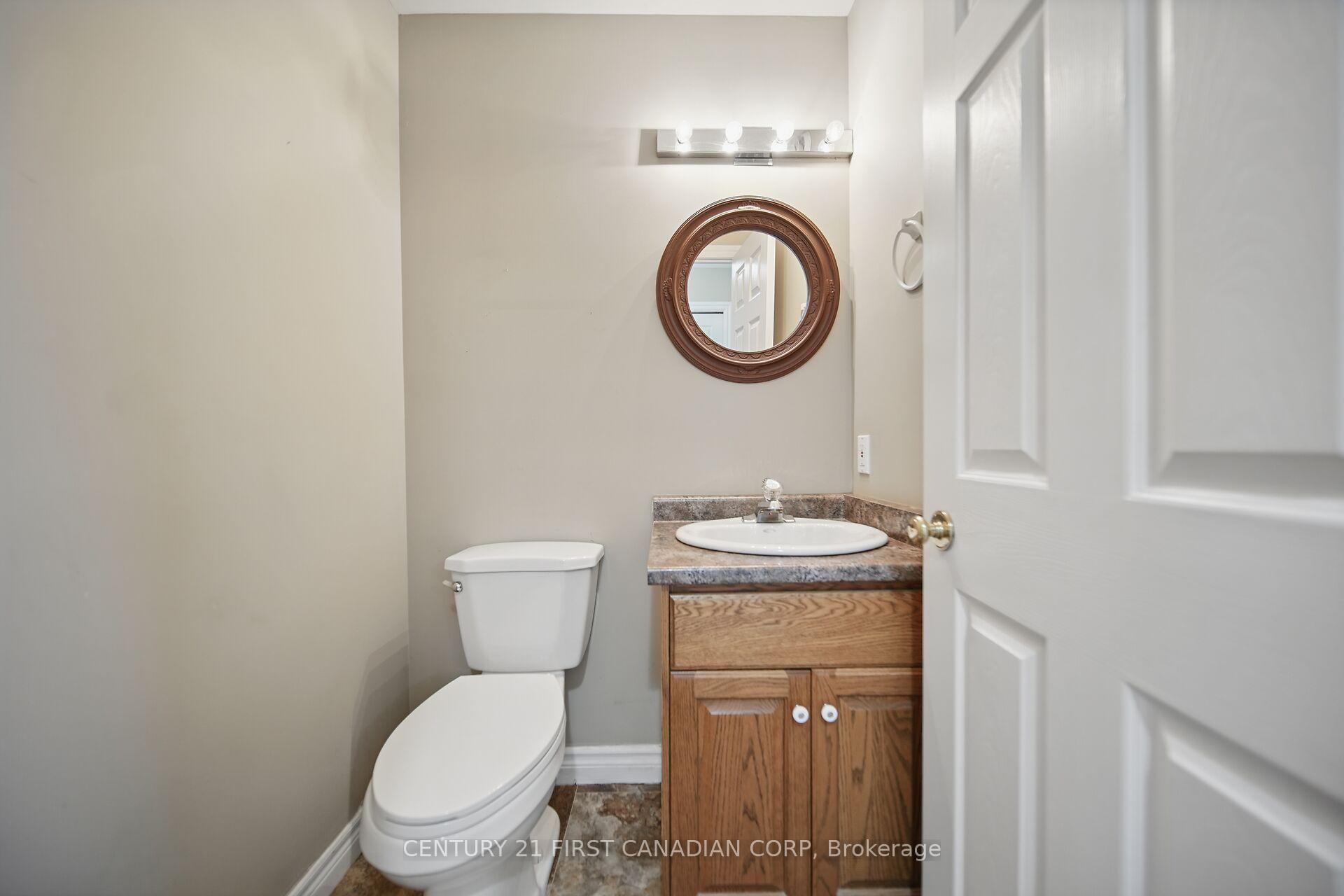 Photo 16 of 29522 Talbot Line, Dutton/Dunwich, Wallacetown — HOMEH