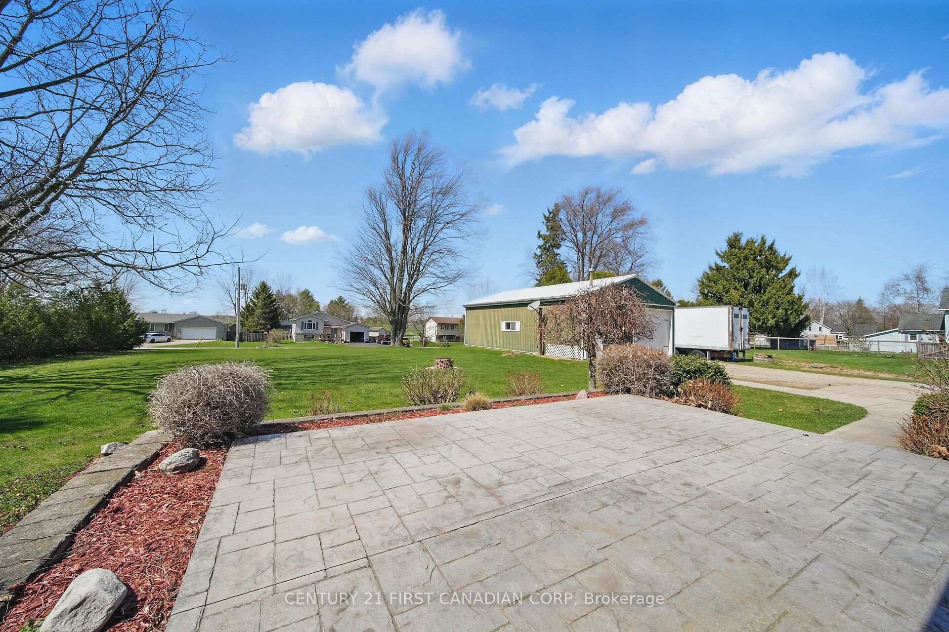 Photo 35 of 29522 Talbot Line, Dutton/Dunwich, Wallacetown — HOMEH