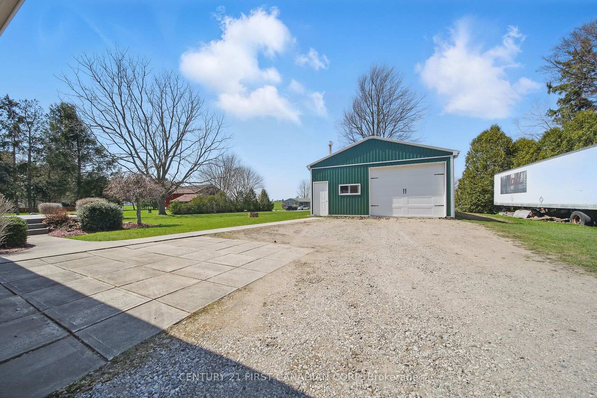 Photo 40 of 29522 Talbot Line, Dutton/Dunwich, Wallacetown — HOMEH