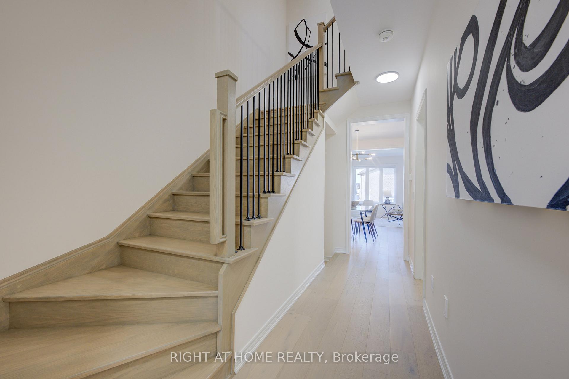 Photo 2 of 1097 Garner Road E, Hamilton, Ancaster — HOMEH