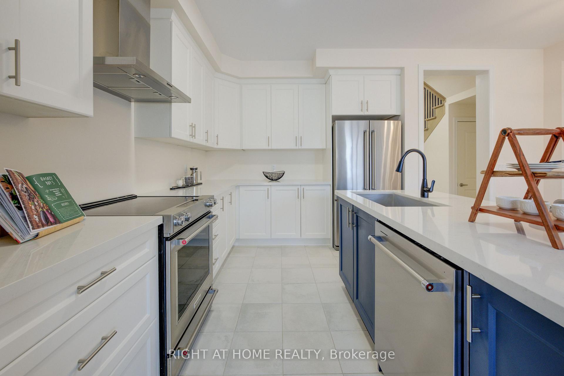 Photo 7 of 1097 Garner Road E, Hamilton, Ancaster — HOMEH