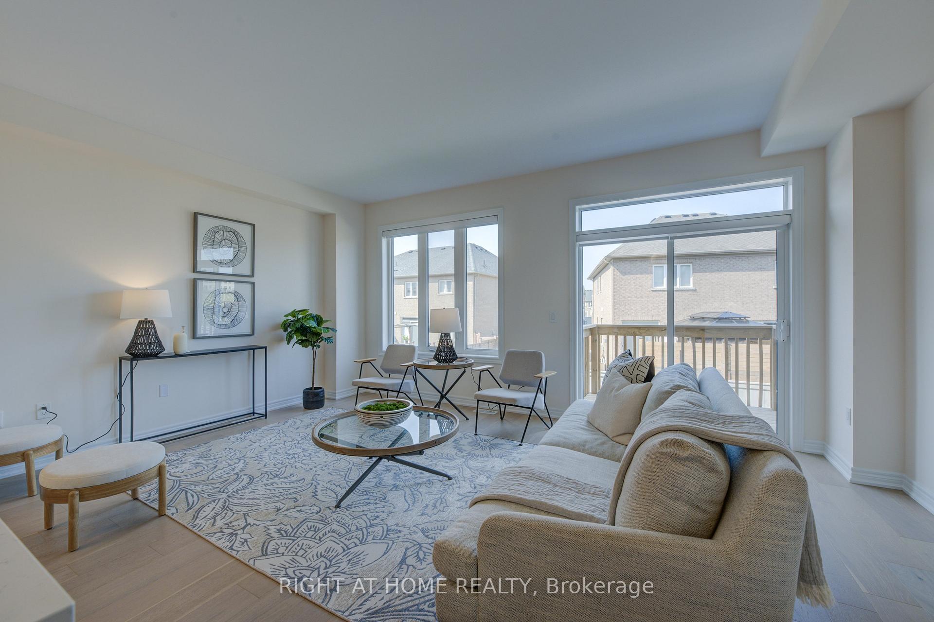 Photo 8 of 1097 Garner Road E, Hamilton, Ancaster — HOMEH