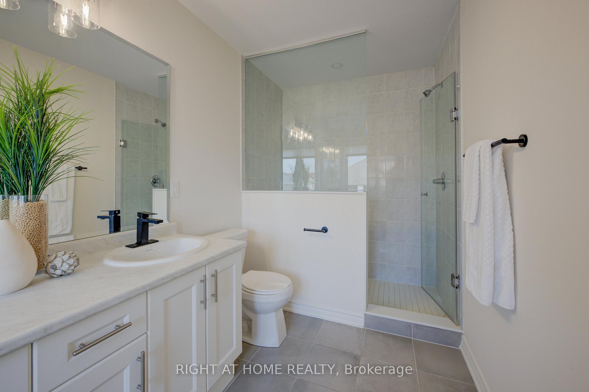 Photo 16 of 1097 Garner Road E, Hamilton, Ancaster — HOMEH