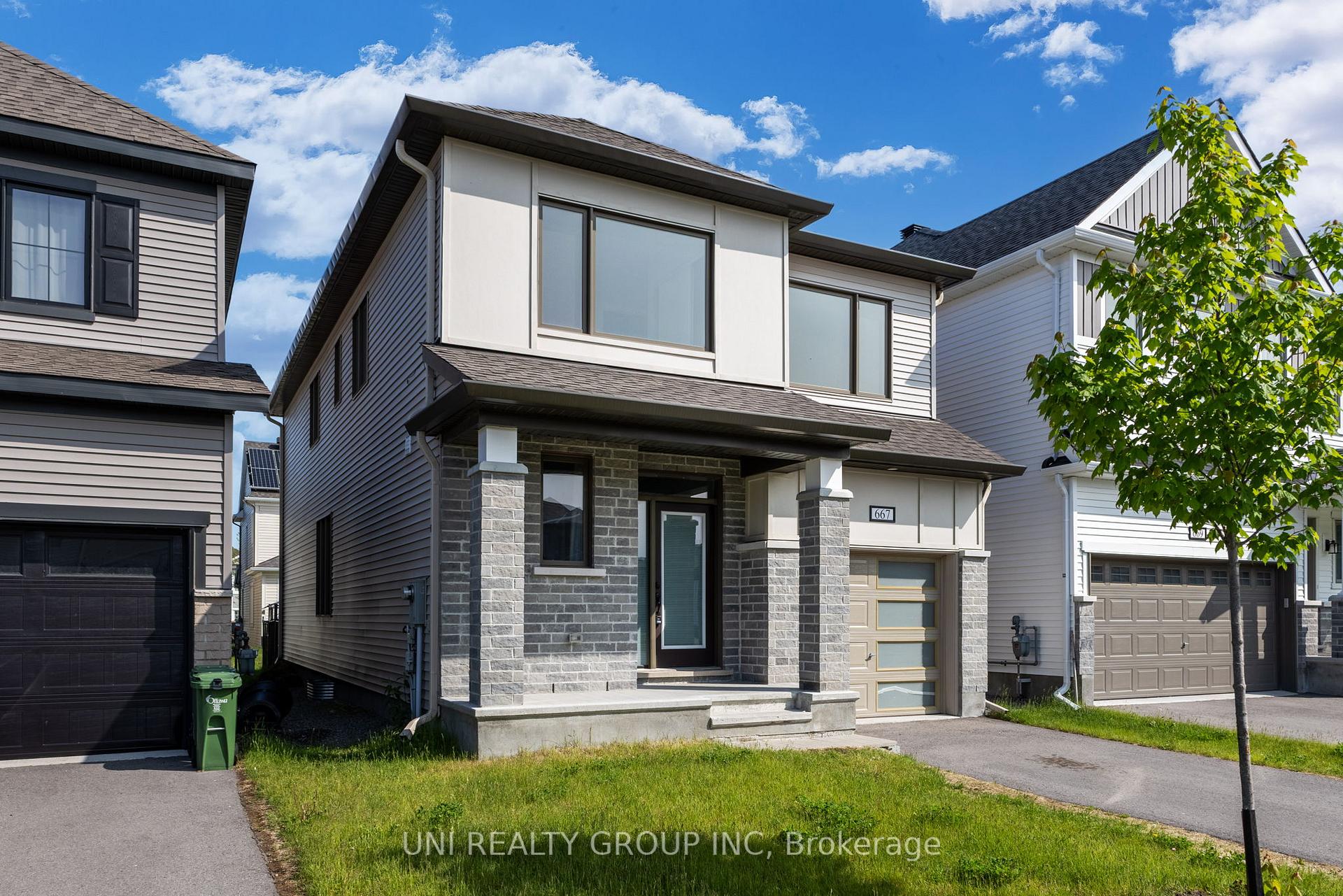 Photo 2 of 667 Rye Grass Way, Ottawa, Barrhaven - Half Moon Bay — HOMEH