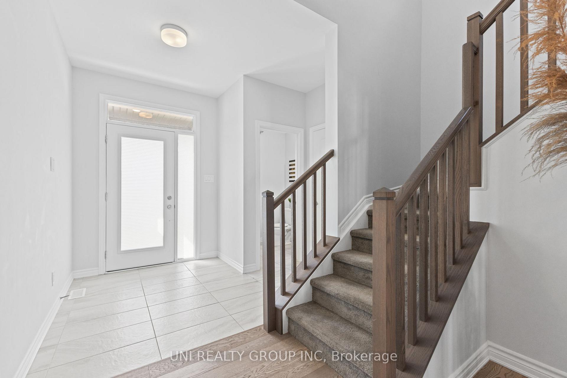 Photo 5 of 667 Rye Grass Way, Ottawa, Barrhaven - Half Moon Bay — HOMEH