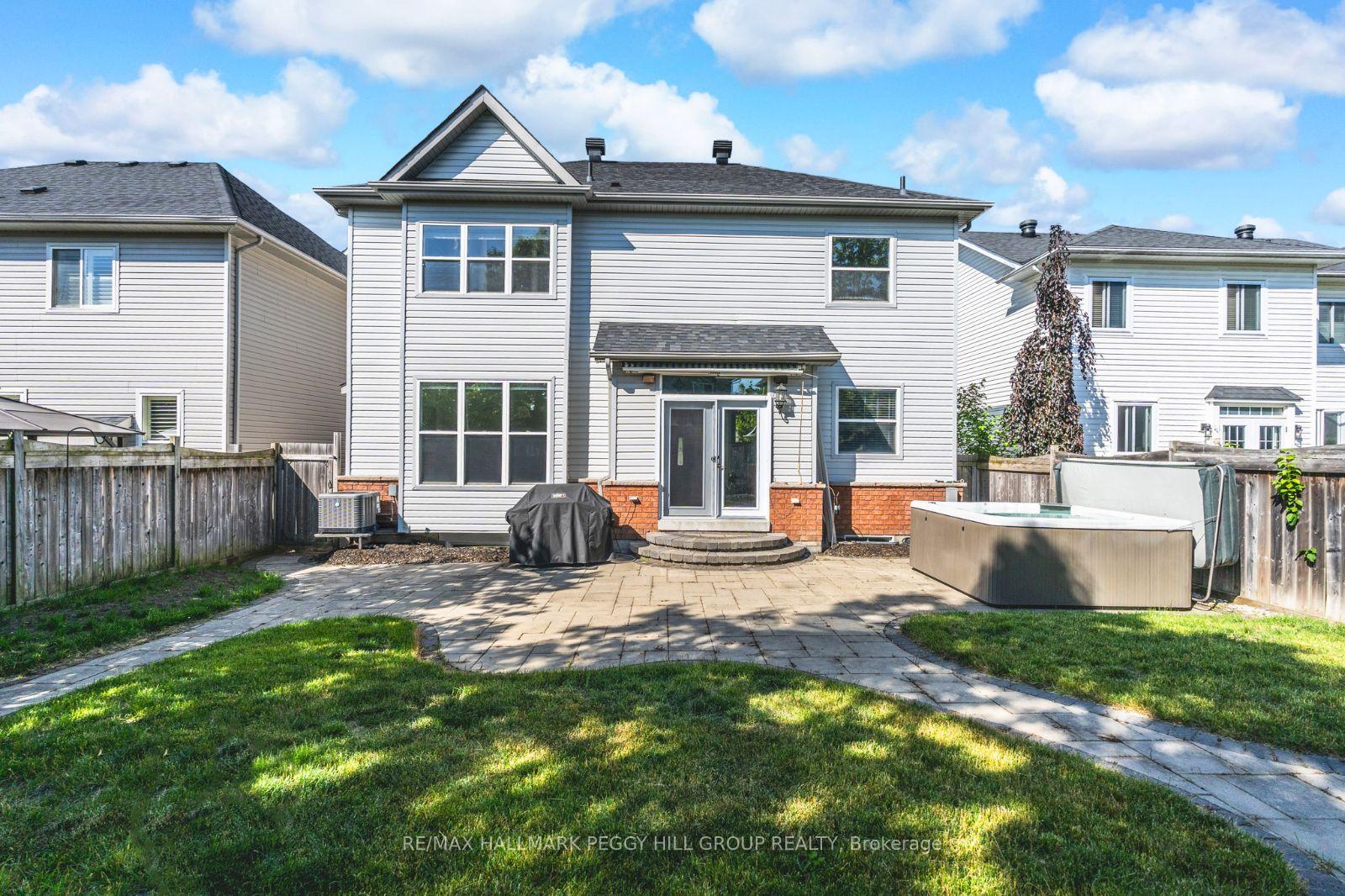 Photo 15 of 35 Birkhall Place, Barrie, Innis-Shore — HOMEH