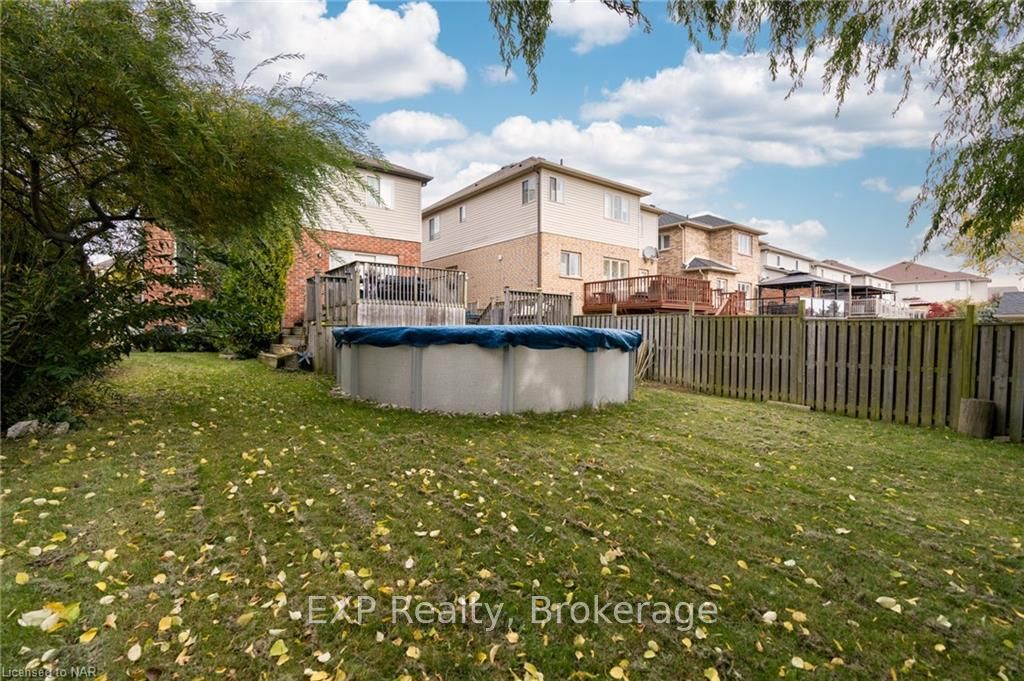 Photo 32 of 119 Candlewood Drive, Hamilton, Stoney Creek Mountain — HOMEH
