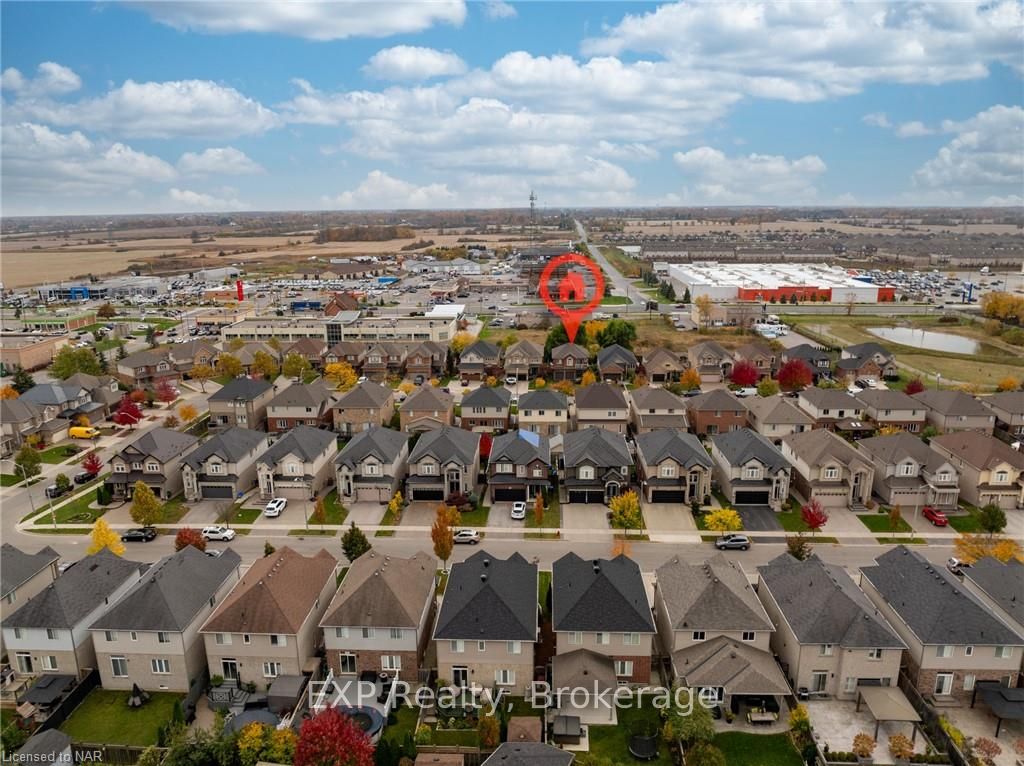 Photo 3 of 119 Candlewood Drive, Hamilton, Stoney Creek Mountain — HOMEH