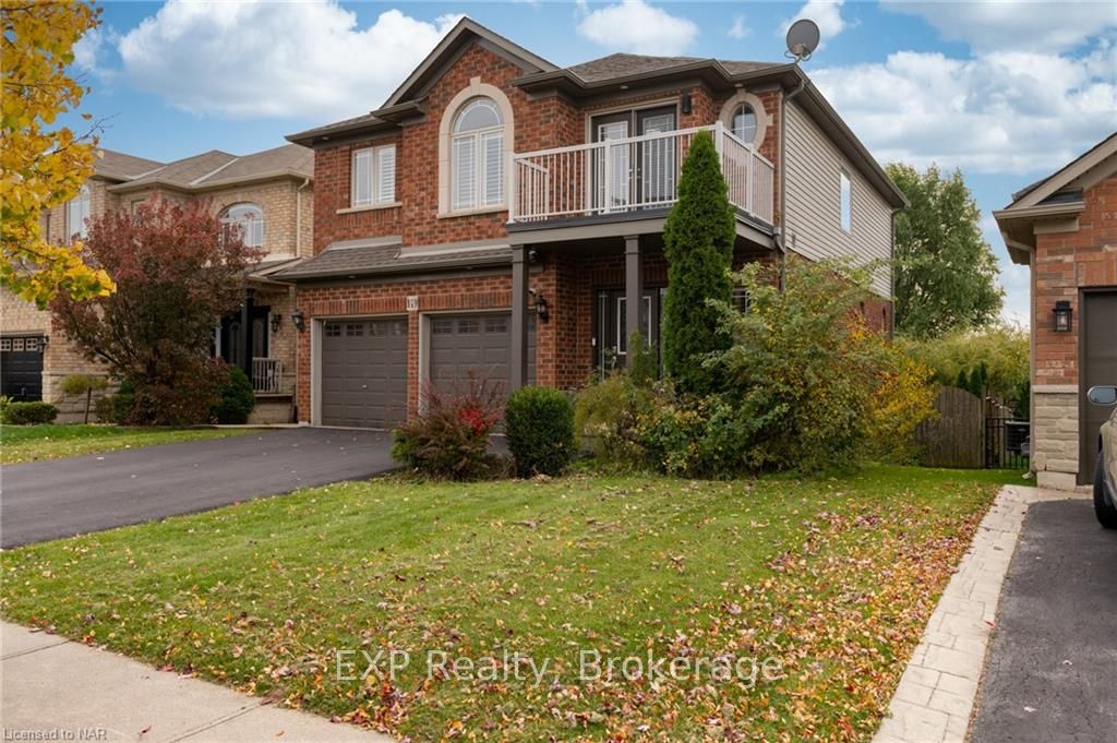 Photo 4 of 119 Candlewood Drive, Hamilton, Stoney Creek Mountain — HOMEH