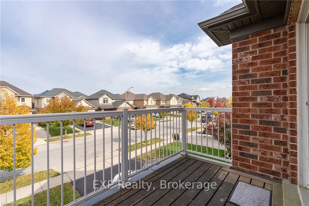 Photo 21 of 119 Candlewood Drive, Hamilton, Stoney Creek Mountain — HOMEH