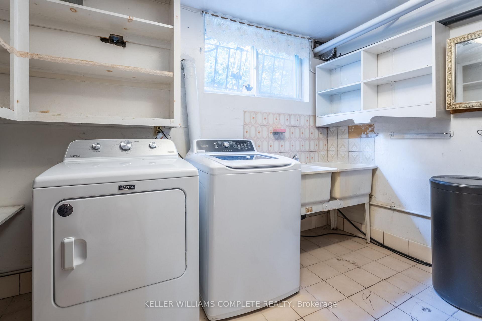 Photo 29 of 160 Gardiner Drive, Hamilton, Gilkson — HOMEH