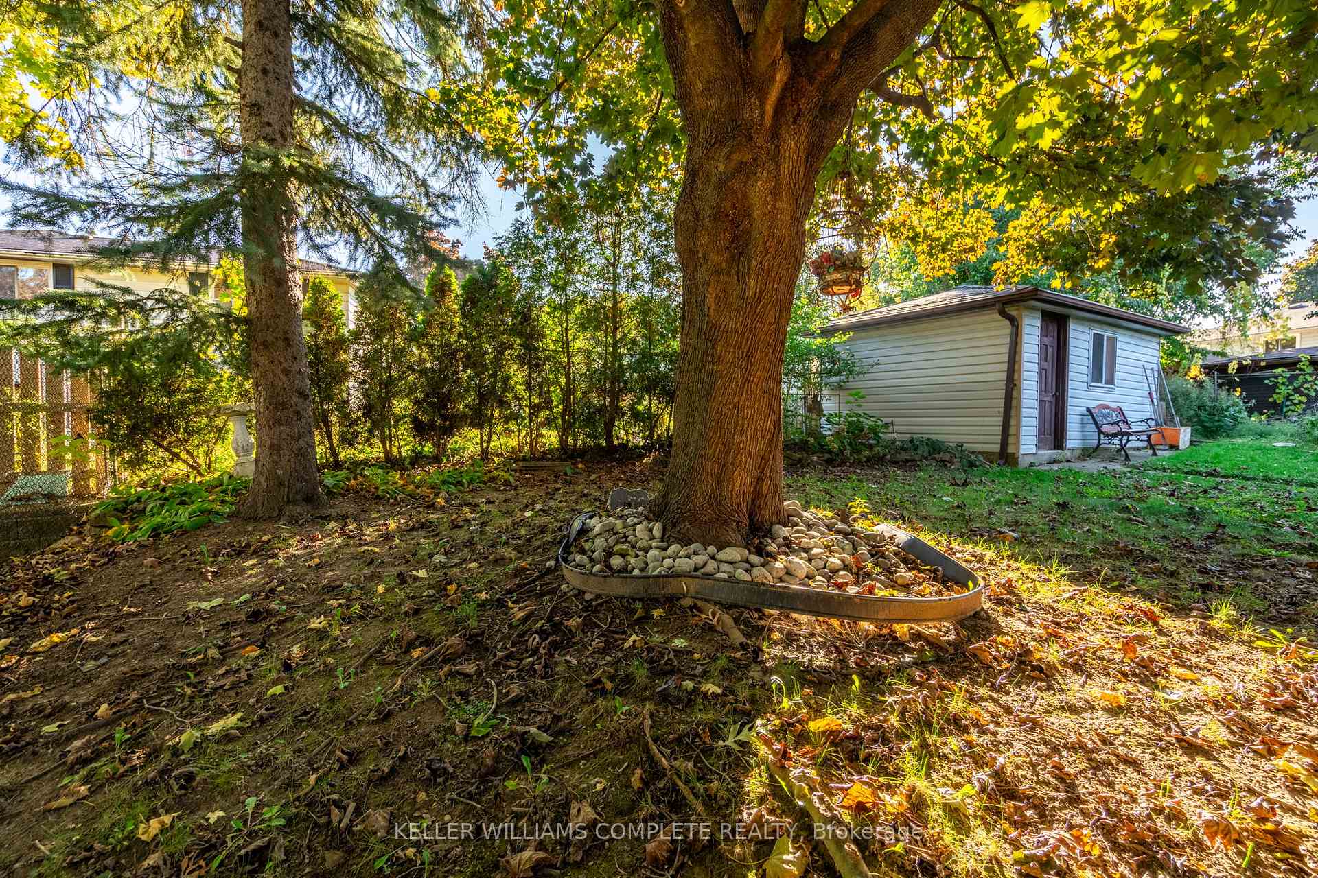 Photo 37 of 160 Gardiner Drive, Hamilton, Gilkson — HOMEH