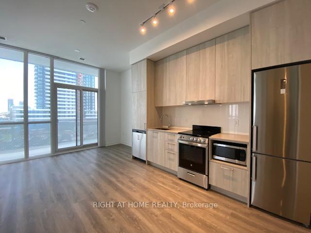 Photo 4 of Unit 617, 195 Commerce Street, Vaughan, Vaughan Corporate Centre — HOMEH
