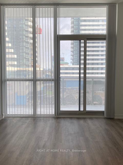 Photo 8 of Unit 617, 195 Commerce Street, Vaughan, Vaughan Corporate Centre — HOMEH