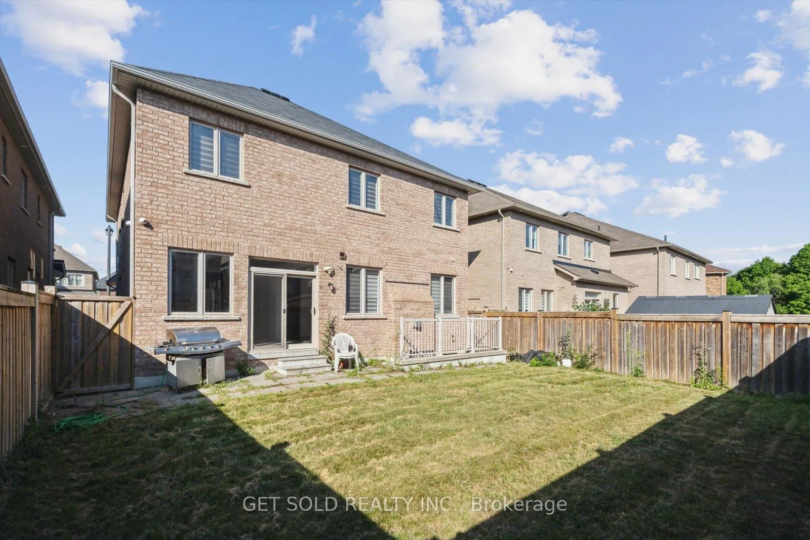 Photo 32 of 49 Blackberry Valley Crescent, Caledon, Rural Caledon — HOMEH