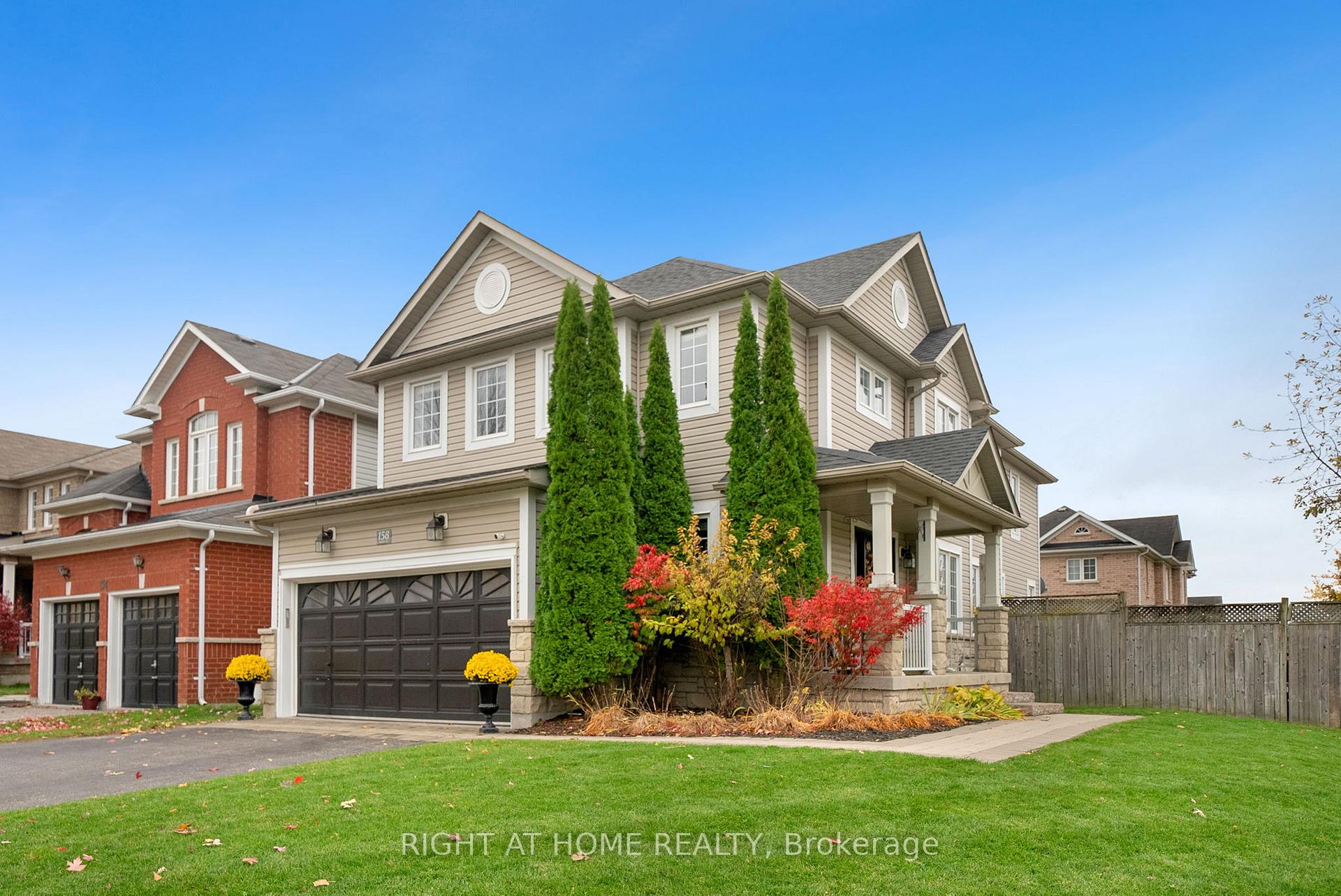 Photo 2 of 158 Dadson Drive, Clarington, Bowmanville — HOMEH
