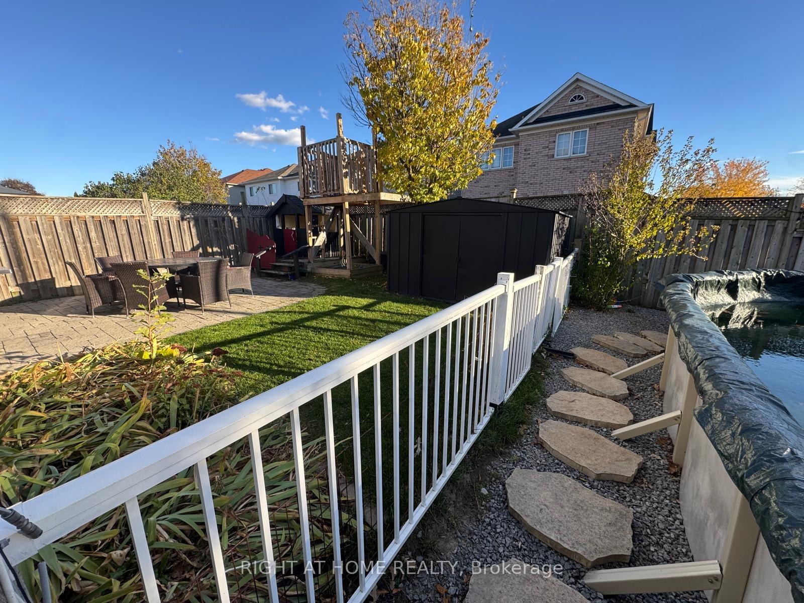 Photo 35 of 158 Dadson Drive, Clarington, Bowmanville — HOMEH