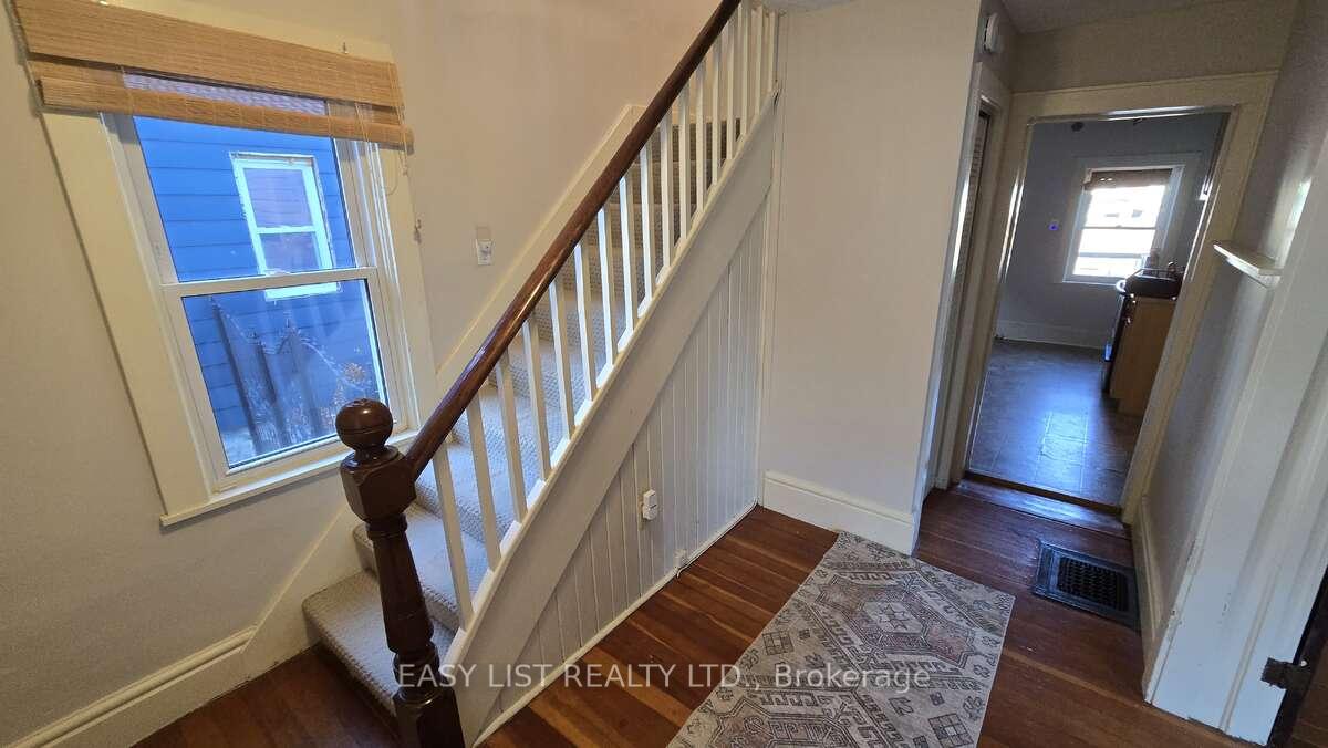 Photo 11 of 124 South Street, Gananoque — HOMEH