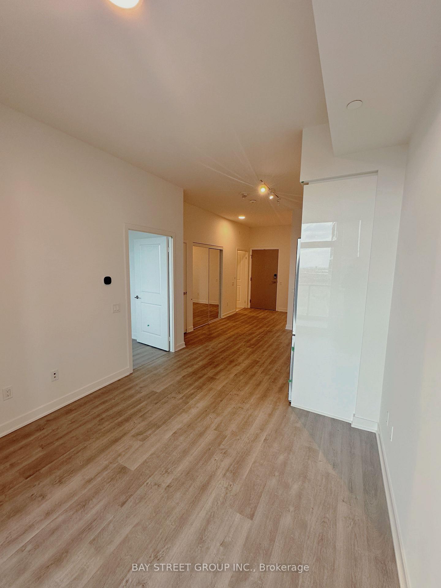 Photo 14 of Unit B2203, 50 Upper Mall Way, Vaughan, Brownridge — HOMEH