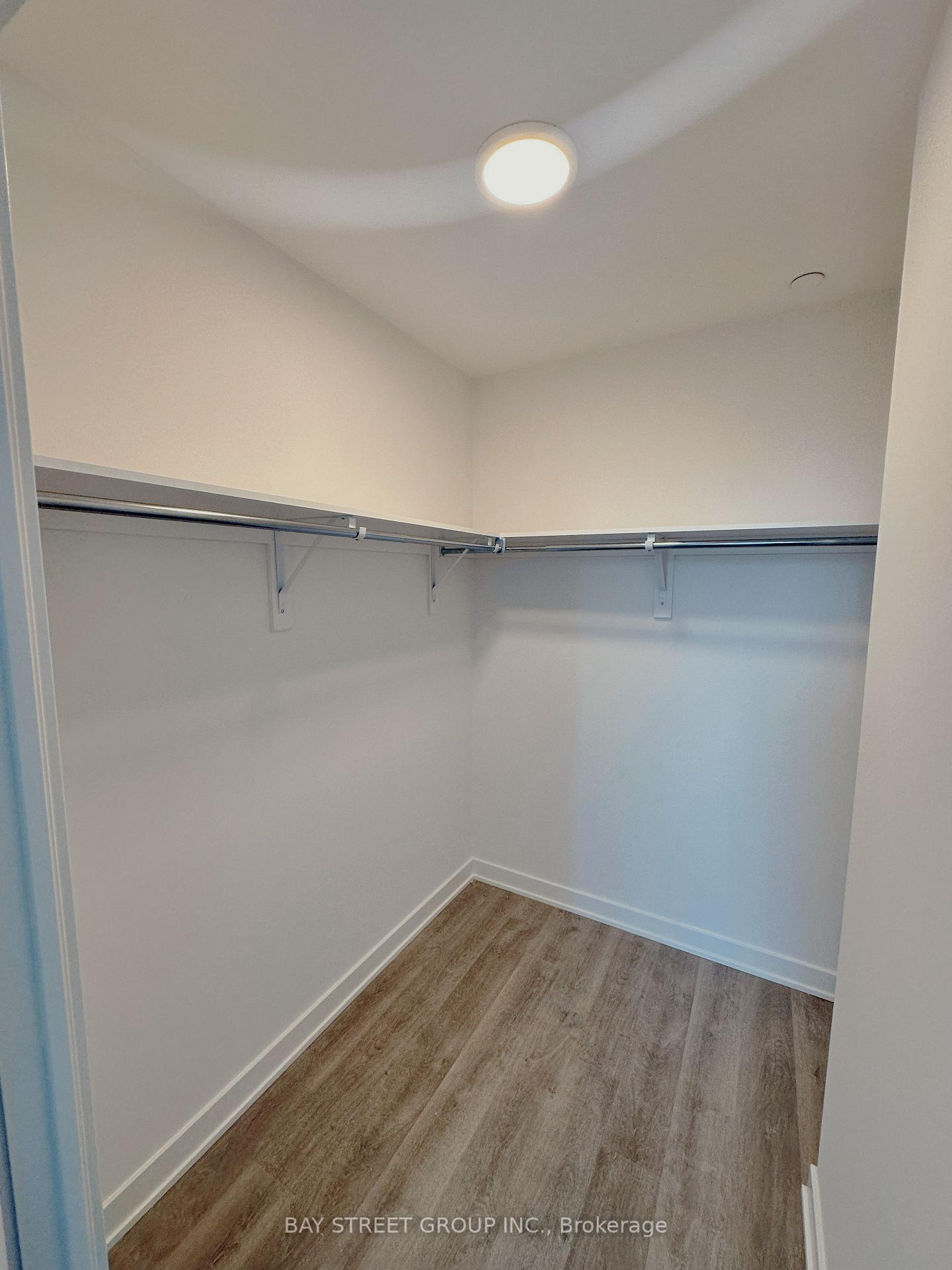 Photo 17 of Unit B2203, 50 Upper Mall Way, Vaughan, Brownridge — HOMEH