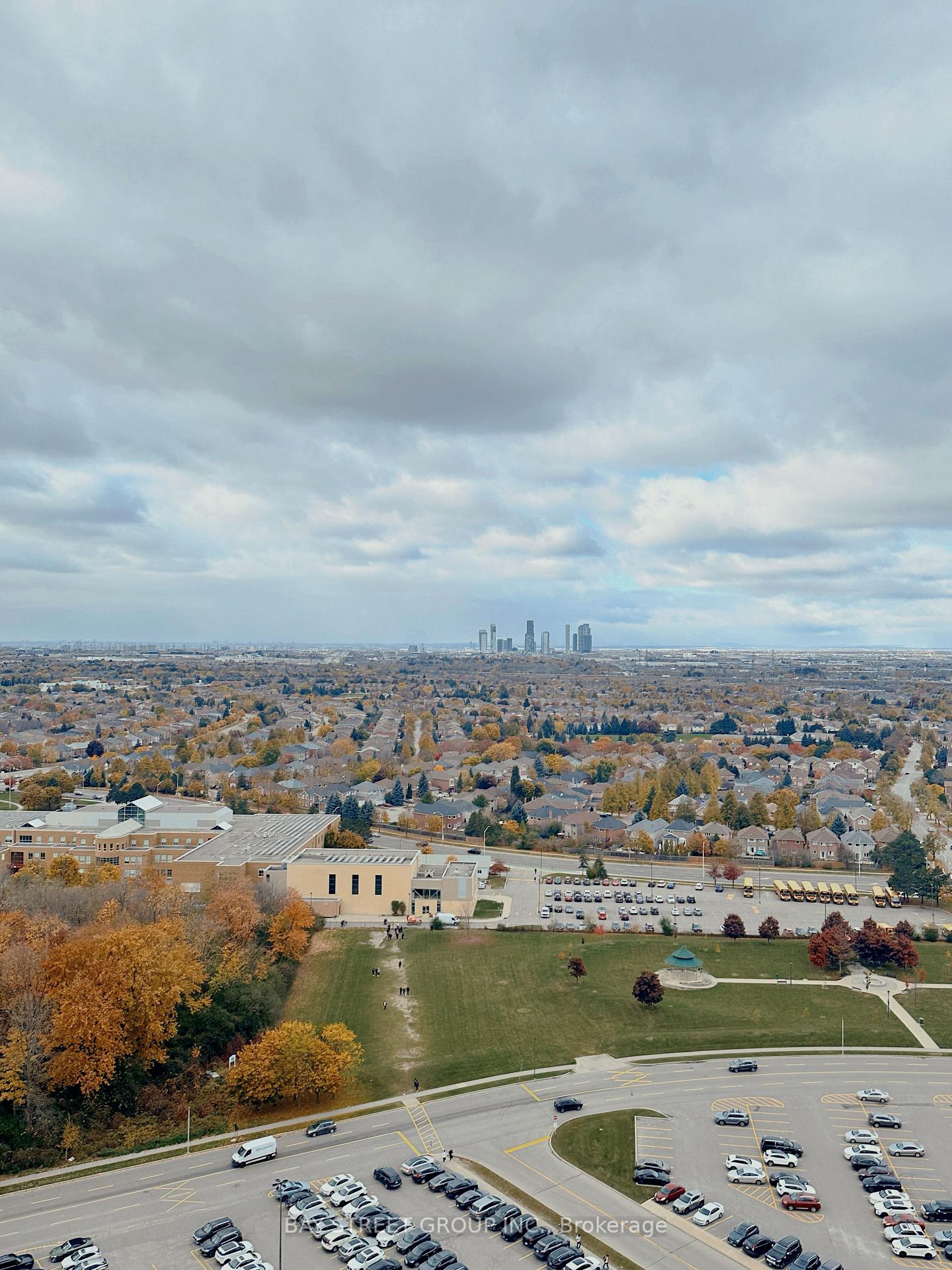 Photo 18 of Unit B2203, 50 Upper Mall Way, Vaughan, Brownridge — HOMEH