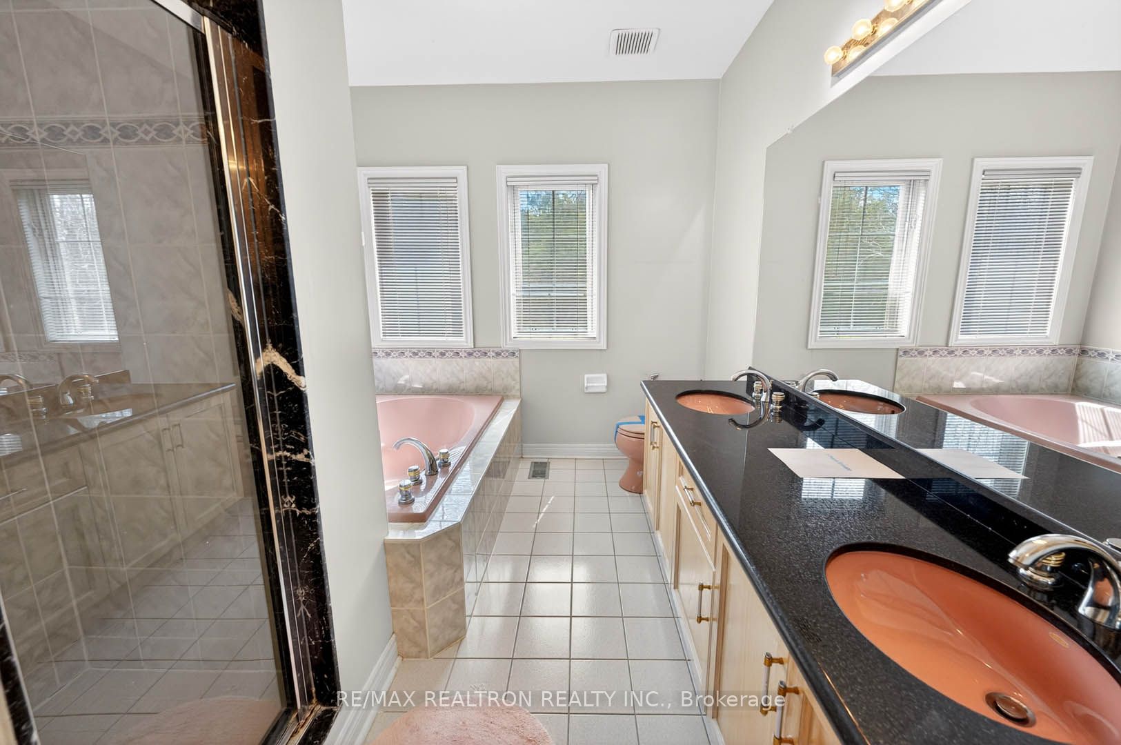Photo 26 of 385 Calvert Road, Markham, Cachet — HOMEH