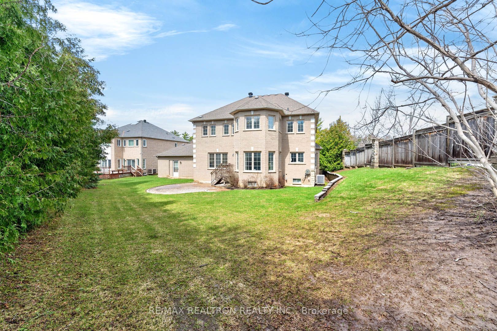 Photo 46 of 385 Calvert Road, Markham, Cachet — HOMEH