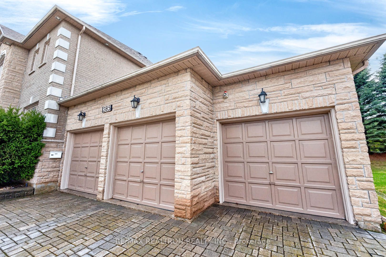 Photo 52 of 385 Calvert Road, Markham, Cachet — HOMEH