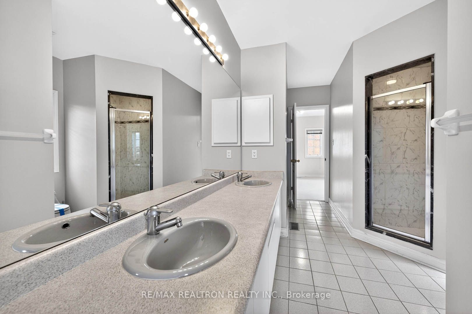 Photo 82 of 385 Calvert Road, Markham, Cachet — HOMEH