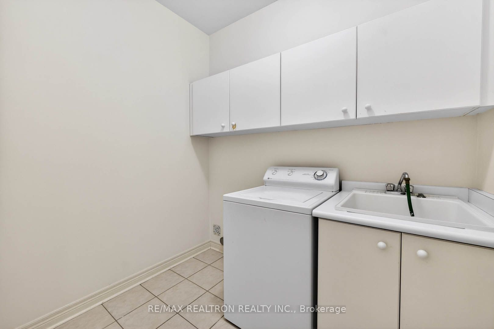 Photo 68 of 385 Calvert Road, Markham, Cachet — HOMEH
