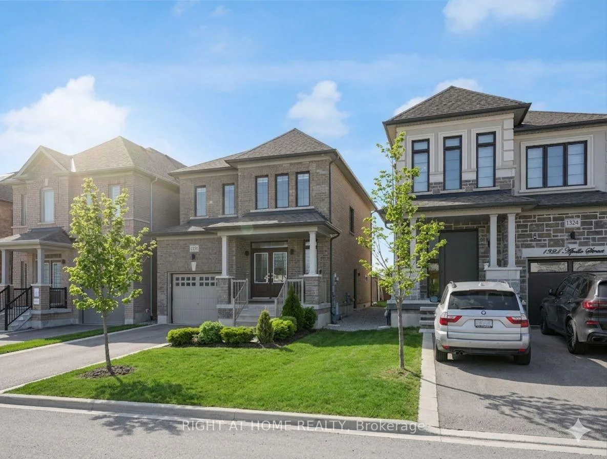 Photo 2 of 1322 Apollo Street, Oshawa, Eastdale — HOMEH