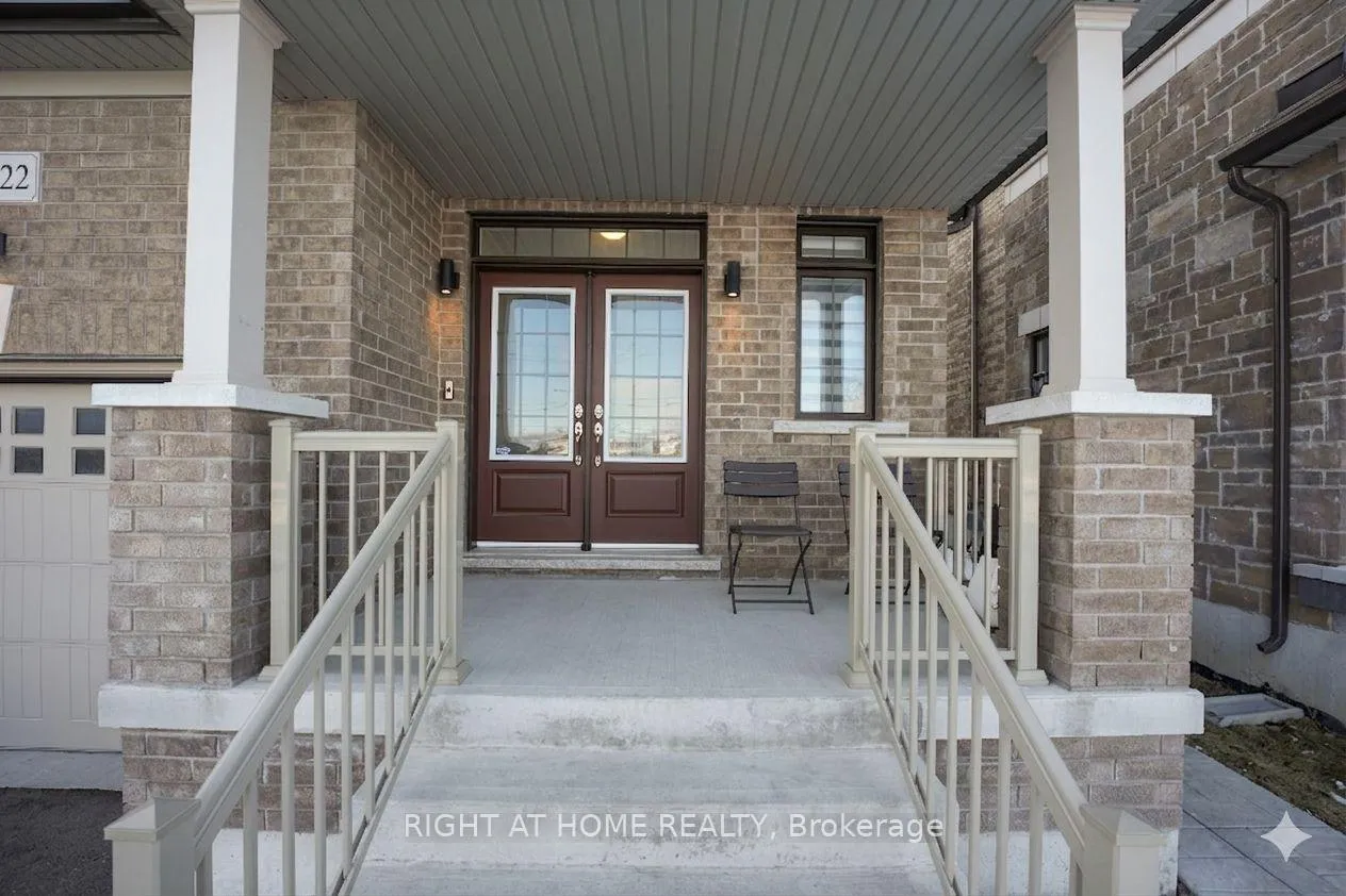 Photo 3 of 1322 Apollo Street, Oshawa, Eastdale — HOMEH