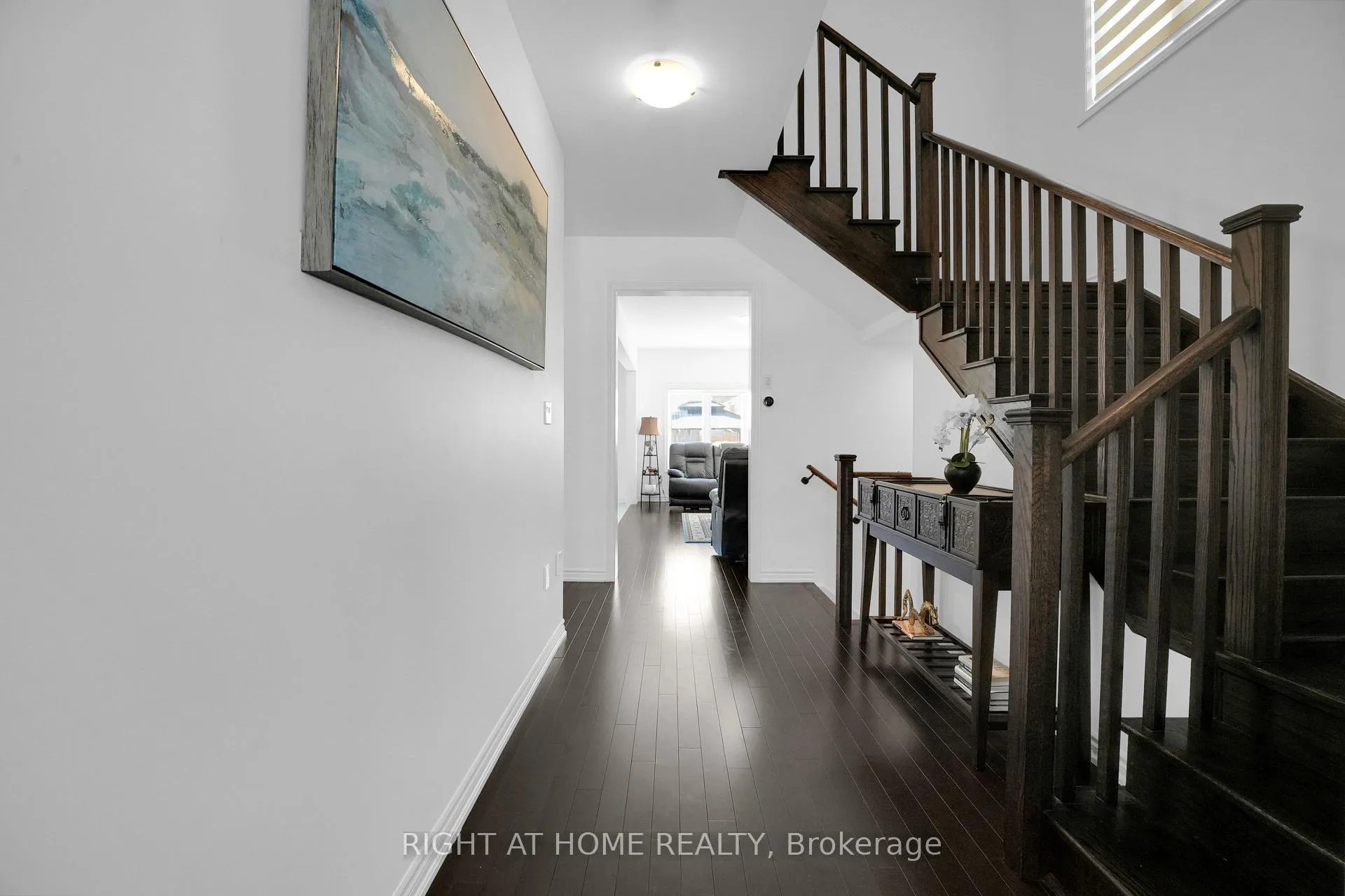 Photo 4 of 1322 Apollo Street, Oshawa, Eastdale — HOMEH