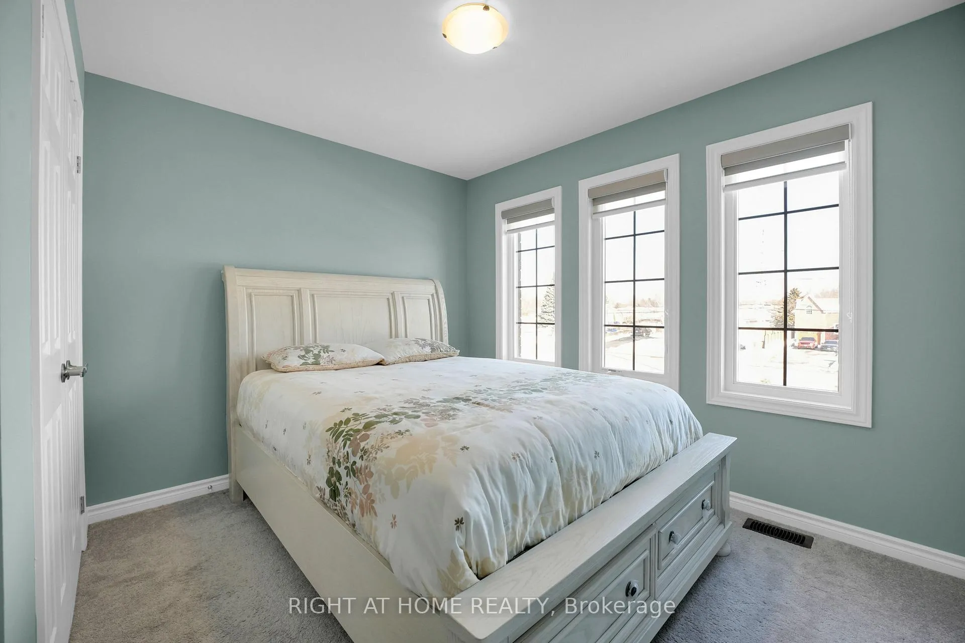 Photo 22 of 1322 Apollo Street, Oshawa, Eastdale — HOMEH
