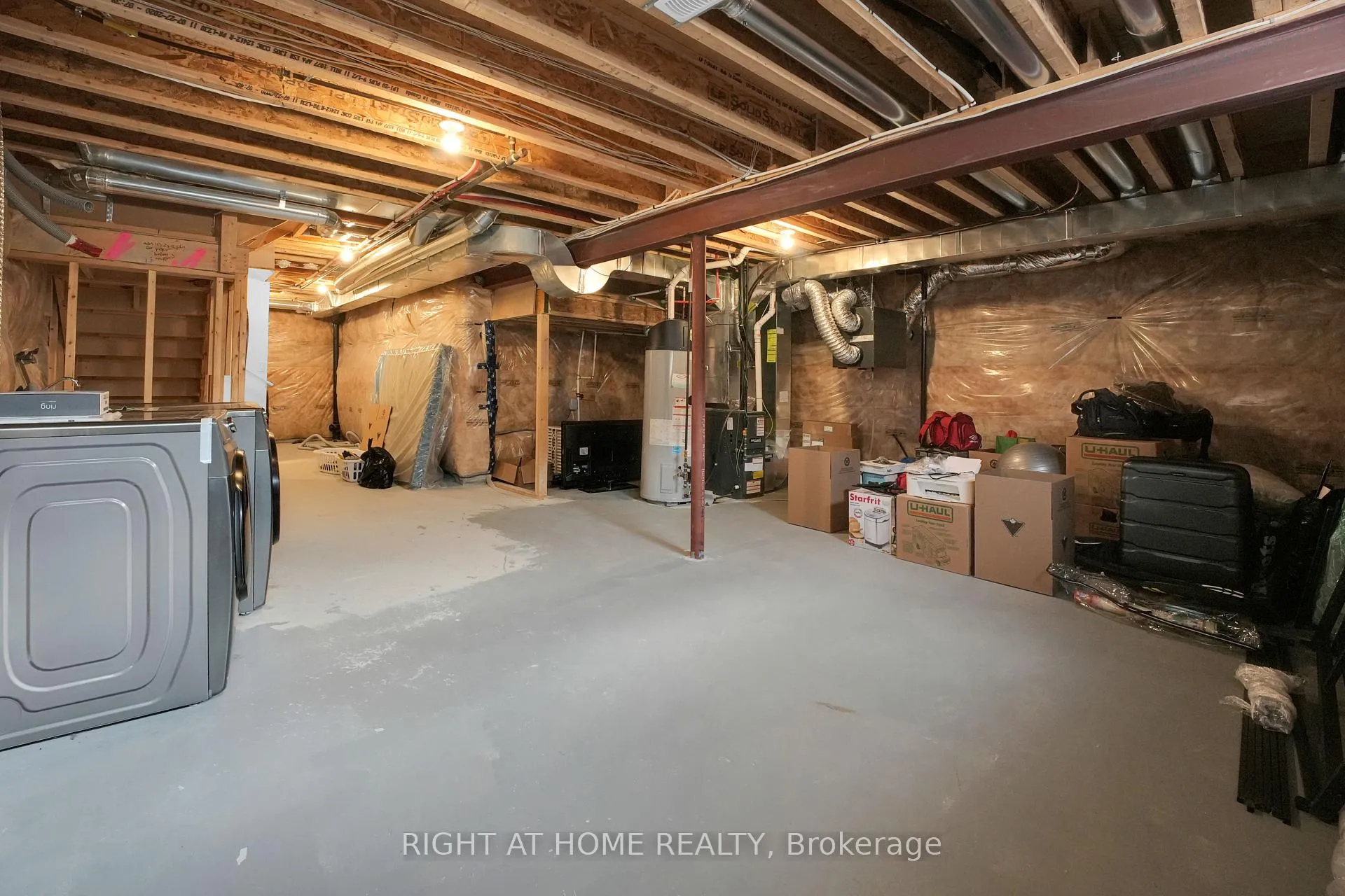 Photo 30 of 1322 Apollo Street, Oshawa, Eastdale — HOMEH