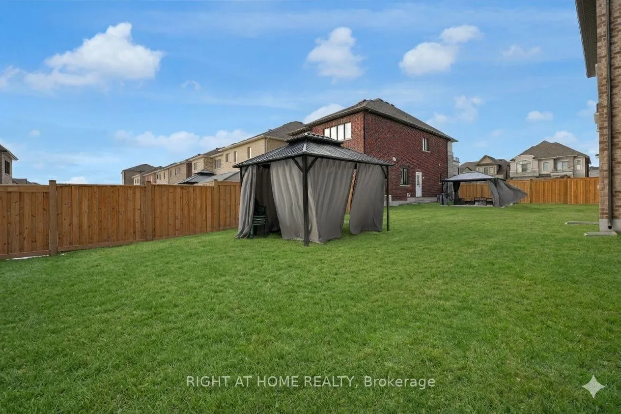 Photo 32 of 1322 Apollo Street, Oshawa, Eastdale — HOMEH