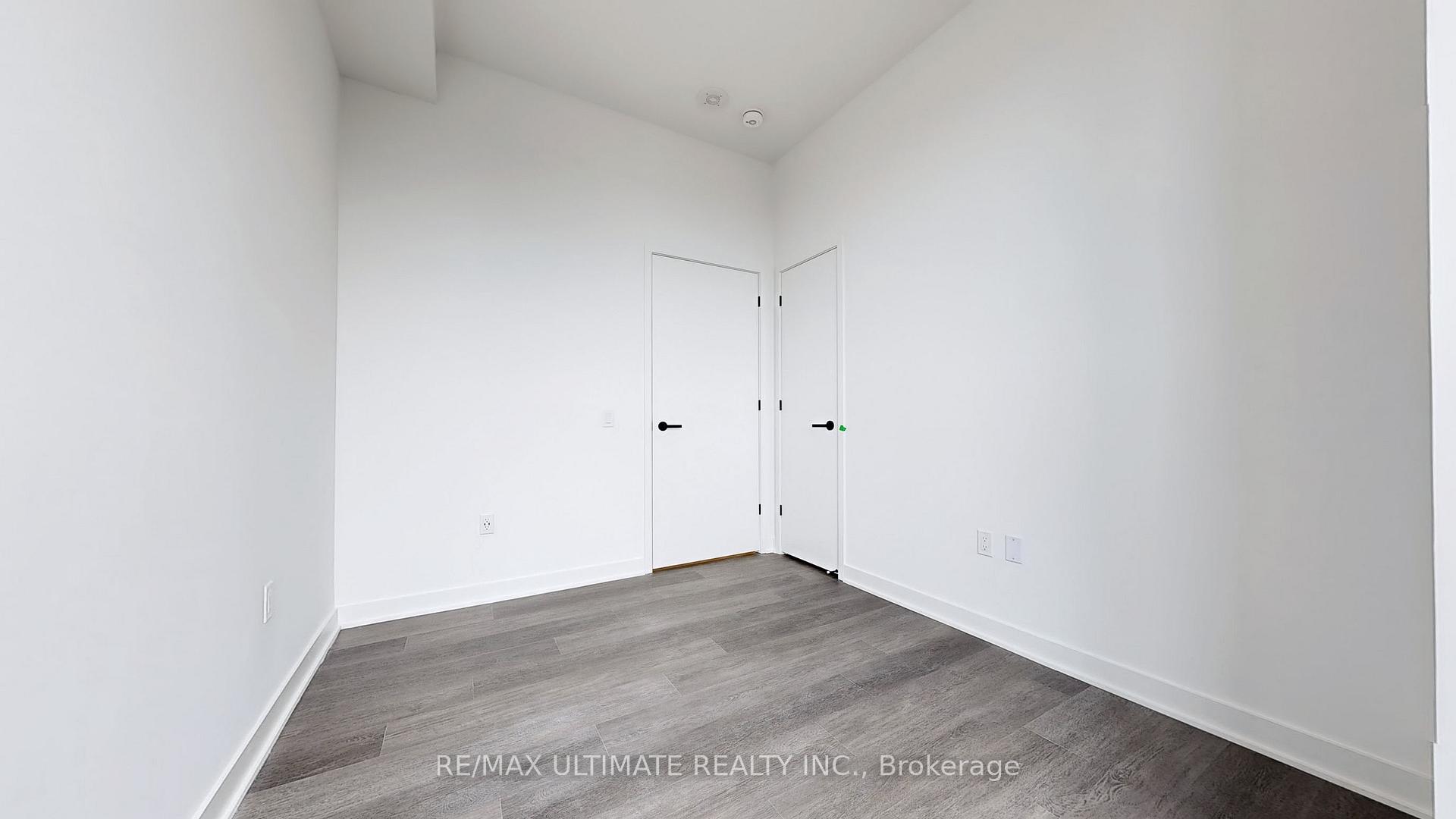 Photo 8 of Unit 4802, 55 Charles Street E, Toronto, Church-Yonge Corridor — HOMEH