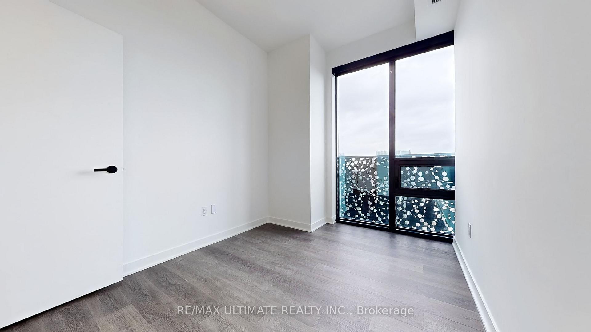 Photo 7 of Unit 4802, 55 Charles Street E, Toronto, Church-Yonge Corridor — HOMEH