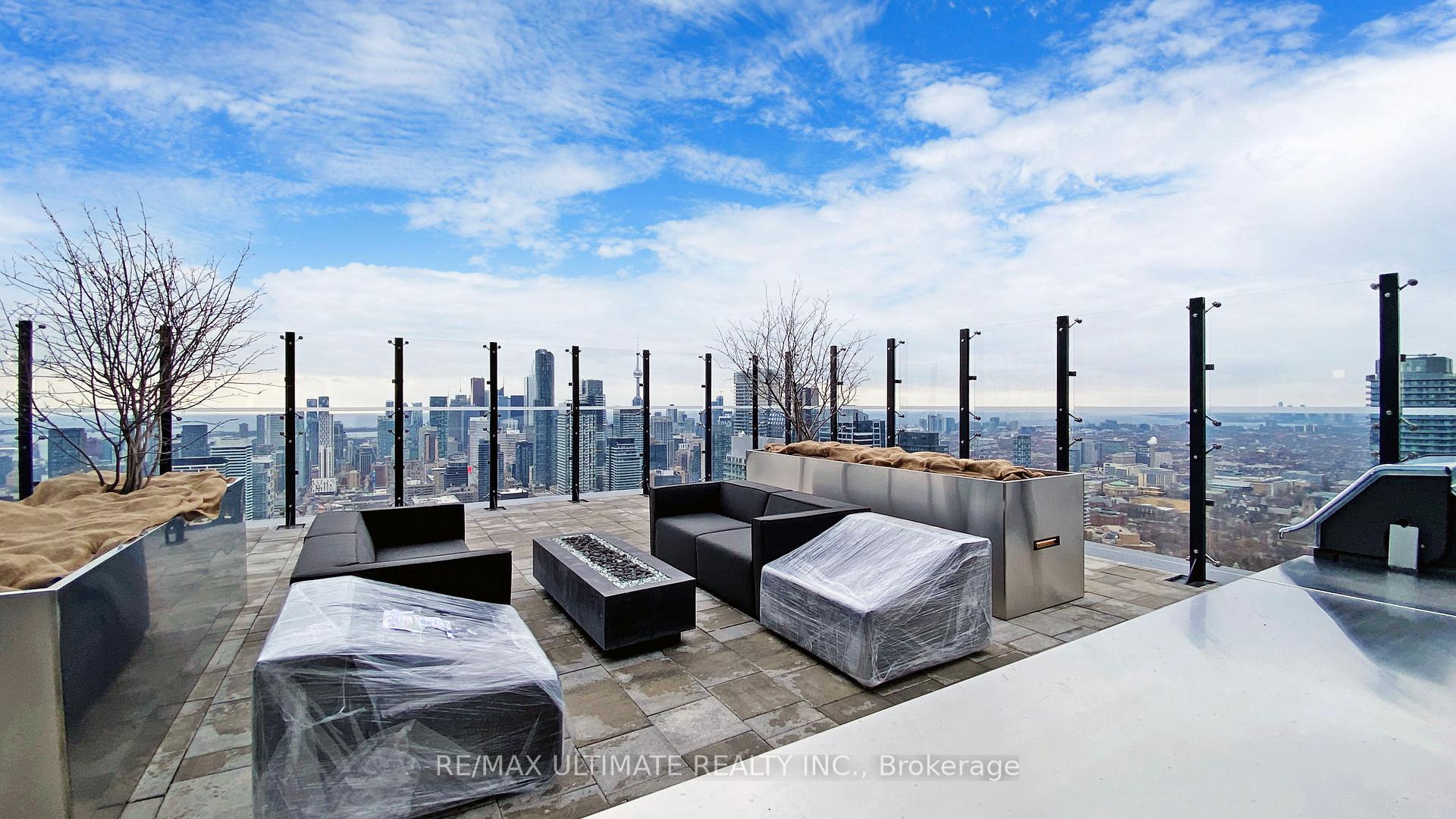 Photo 33 of Unit 4802, 55 Charles Street E, Toronto, Church-Yonge Corridor — HOMEH