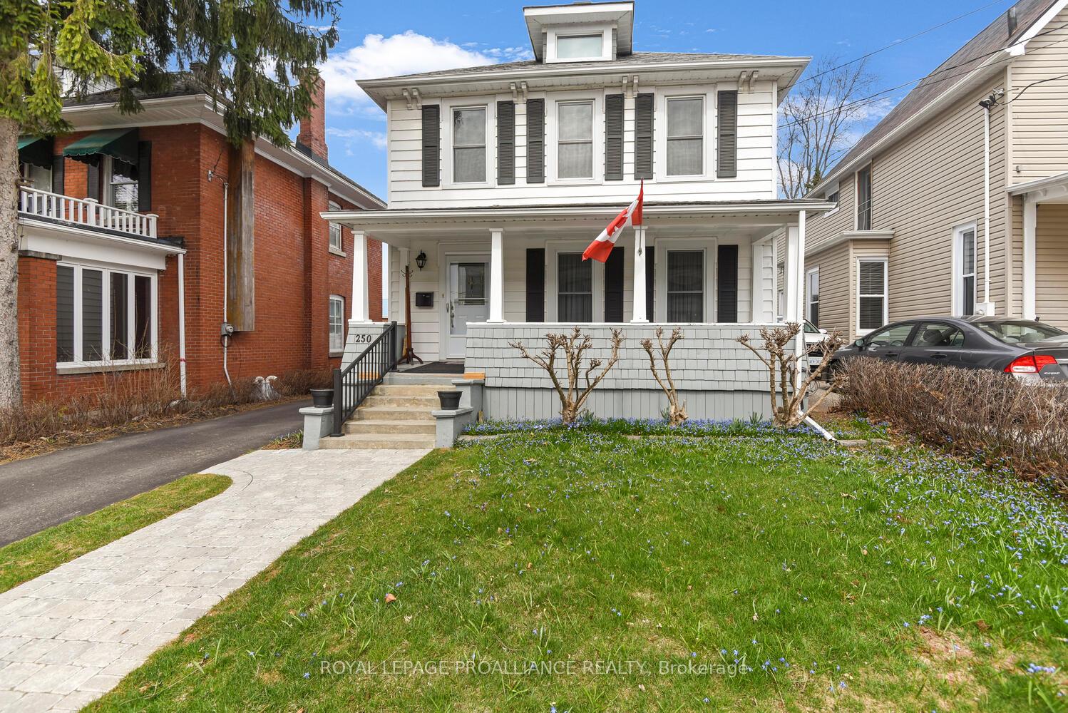 Photo 3 of 250 King Street E, Brockville — HOMEH
