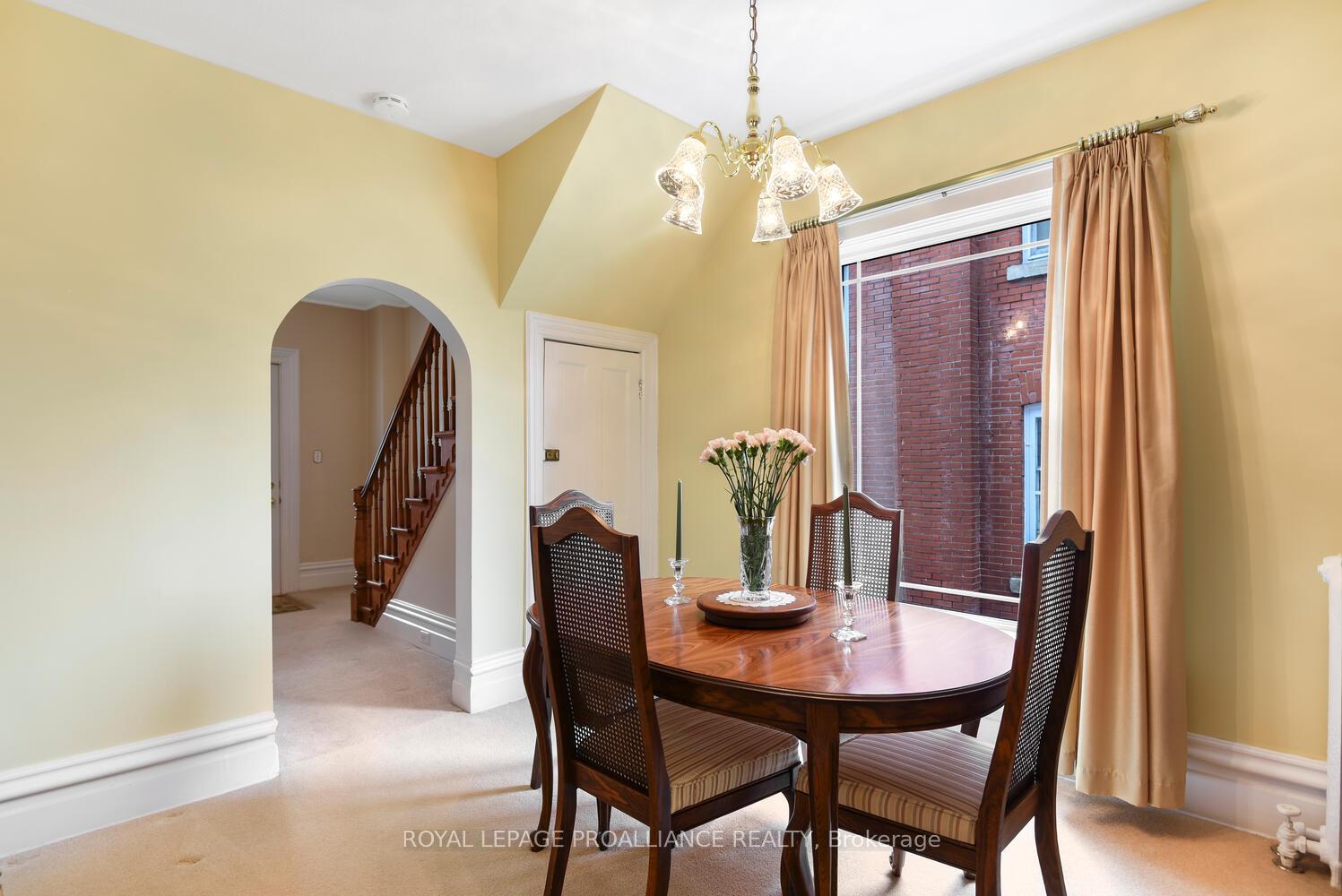 Photo 11 of 250 King Street E, Brockville — HOMEH