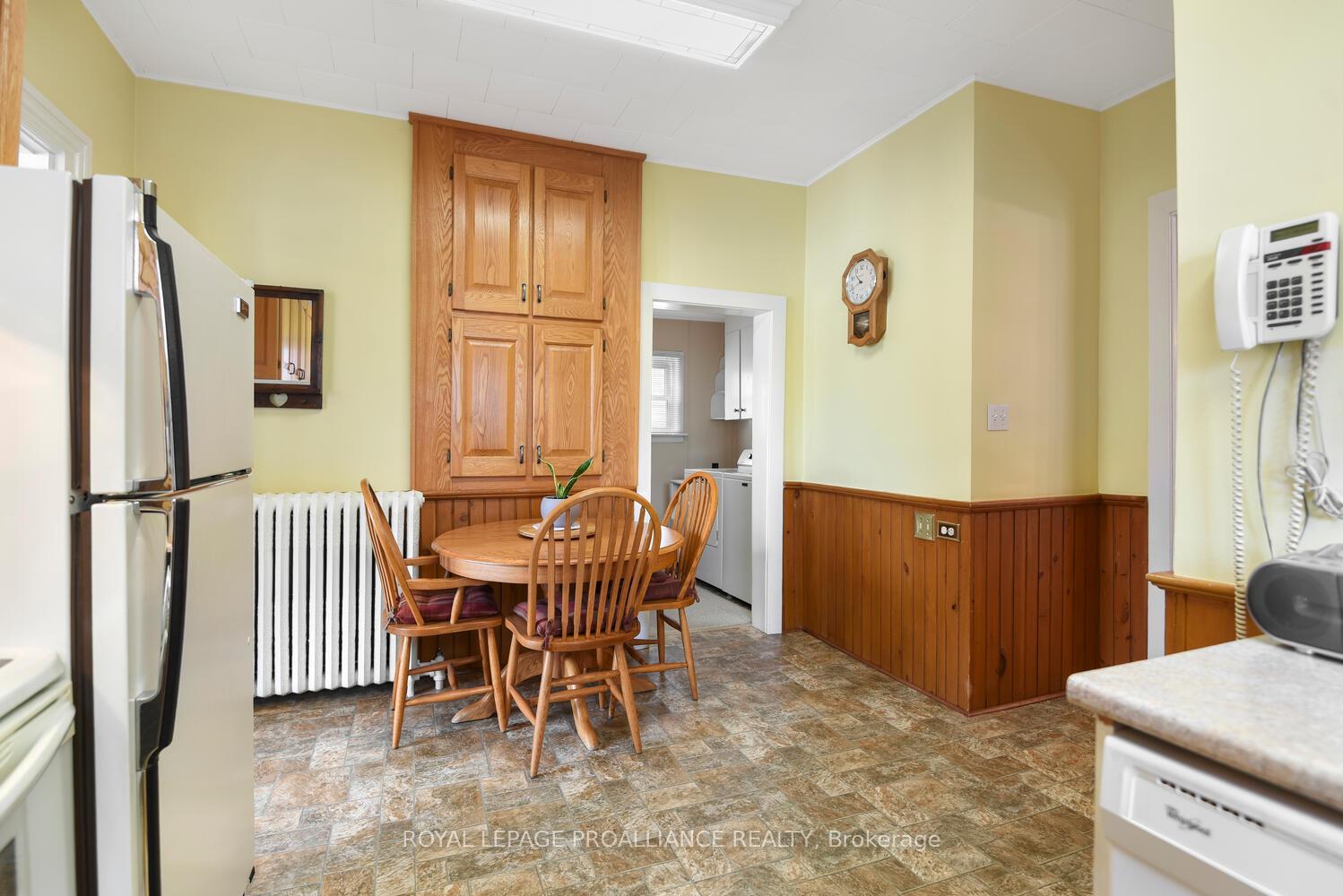 Photo 14 of 250 King Street E, Brockville — HOMEH