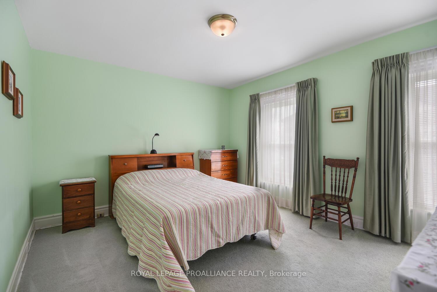 Photo 23 of 250 King Street E, Brockville — HOMEH