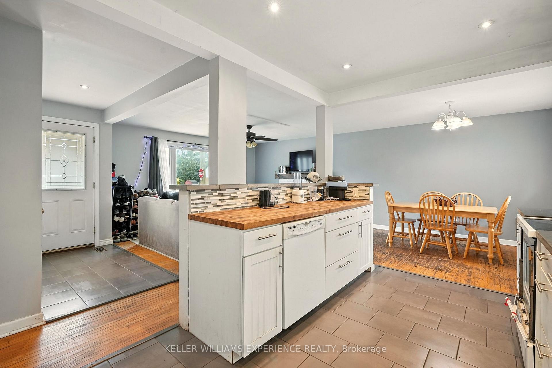 Photo 13 of 4 Napier Street, Barrie, Codrington — HOMEH