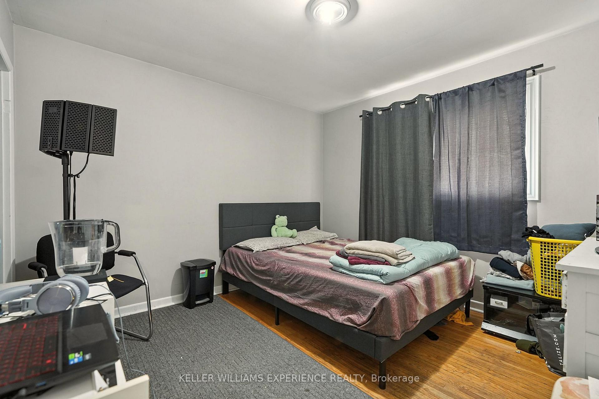 Photo 16 of 4 Napier Street, Barrie, Codrington — HOMEH