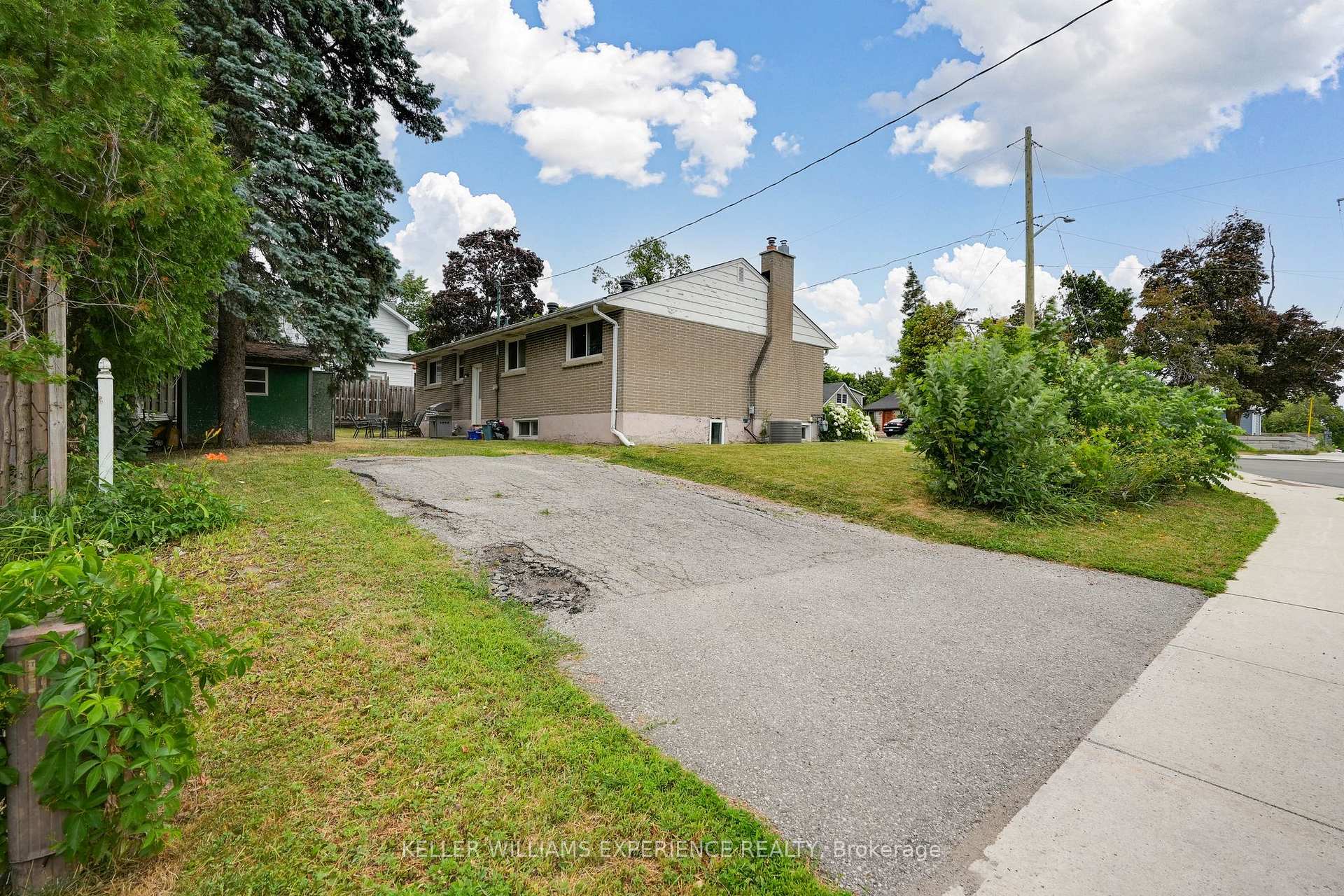 Photo 33 of 4 Napier Street, Barrie, Codrington — HOMEH