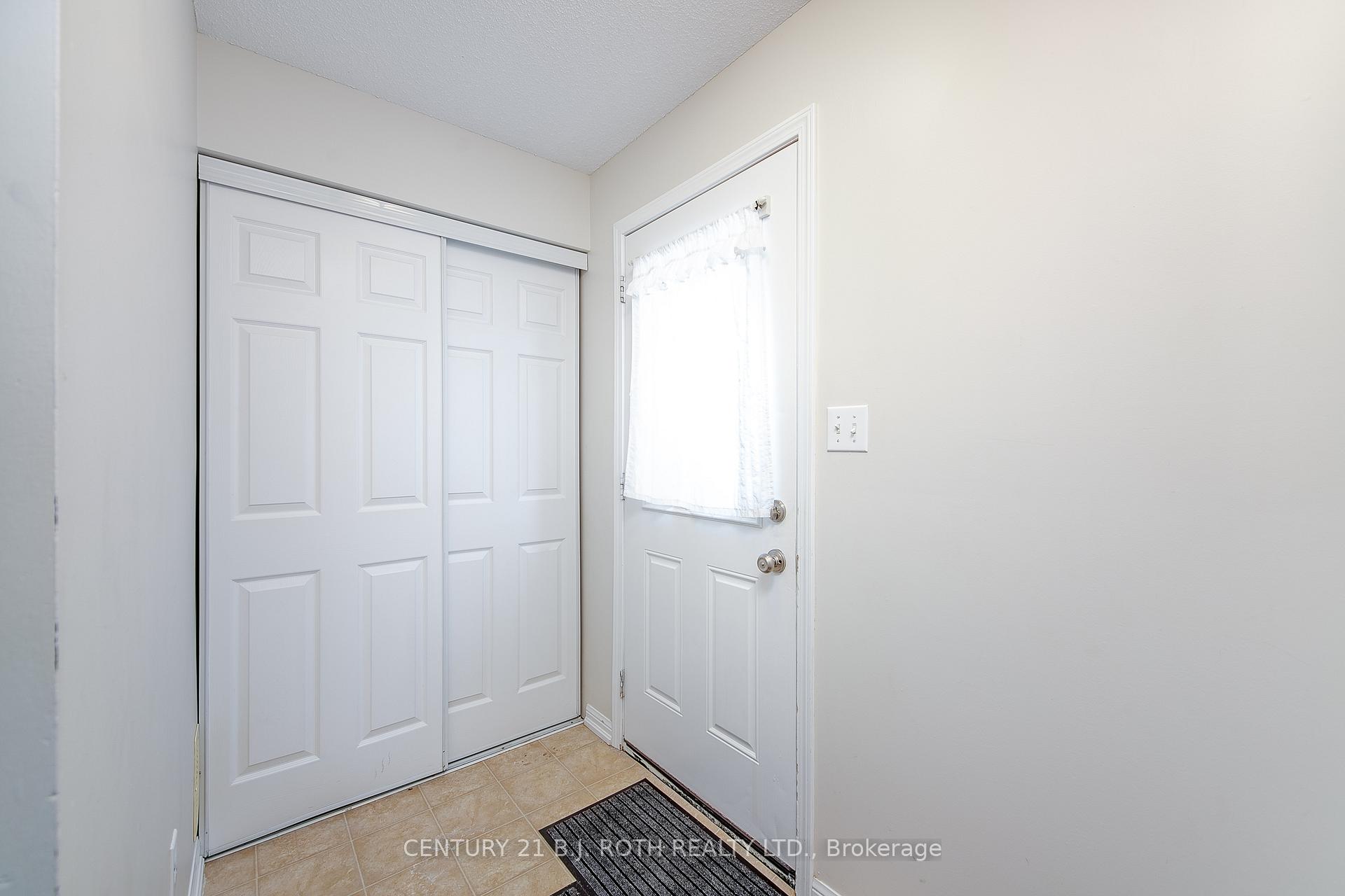 Photo 10 of Unit 2, 175 Stanley Street, Barrie, East Bayfield — HOMEH