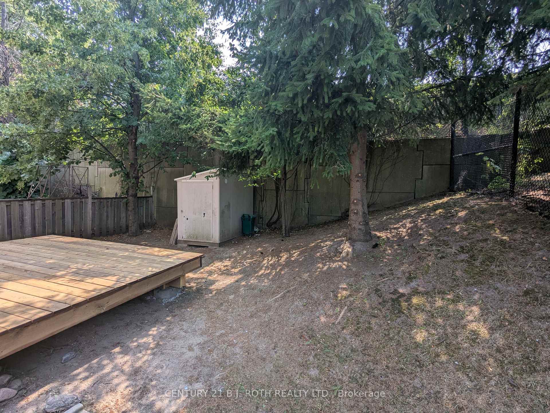 Photo 11 of Unit 2, 175 Stanley Street, Barrie, East Bayfield — HOMEH