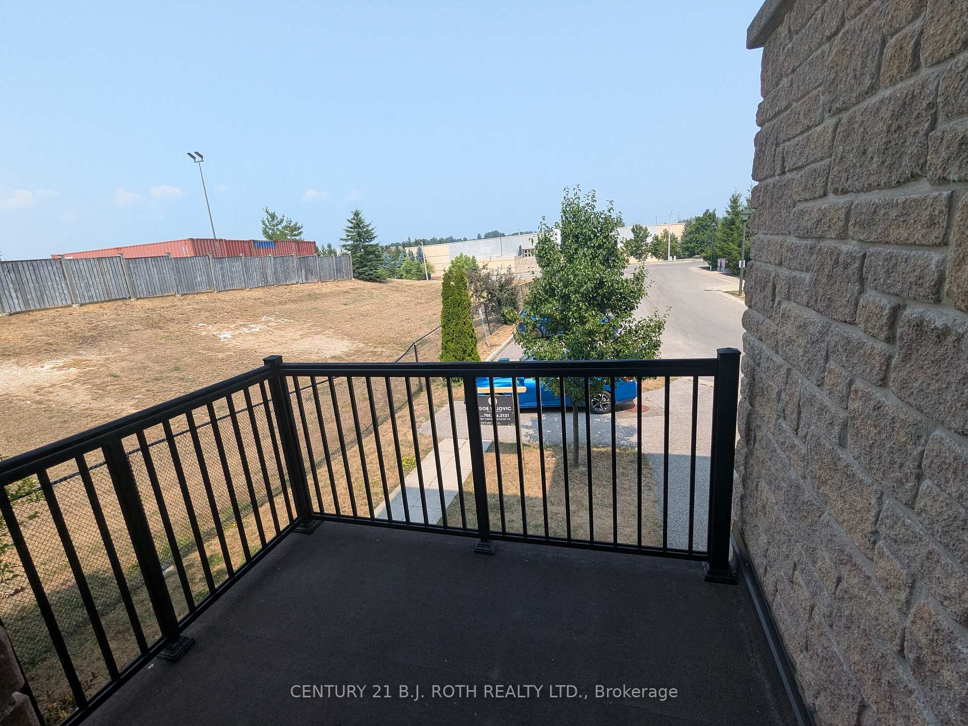 Photo 18 of Unit 2, 175 Stanley Street, Barrie, East Bayfield — HOMEH
